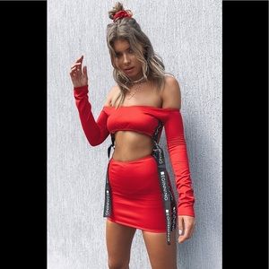 AMAZING beginning boutique raver cut out dress